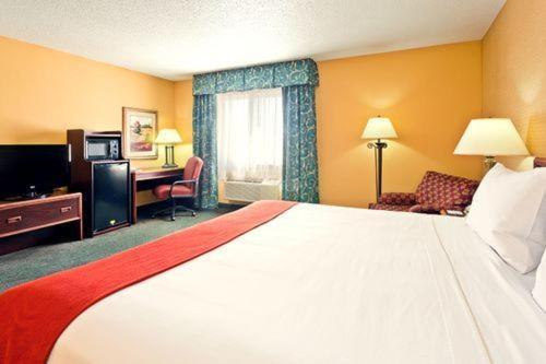 Holiday Inn Express Hotel Fort Campbell-Oak Grove By Ihg Oda fotoğraf