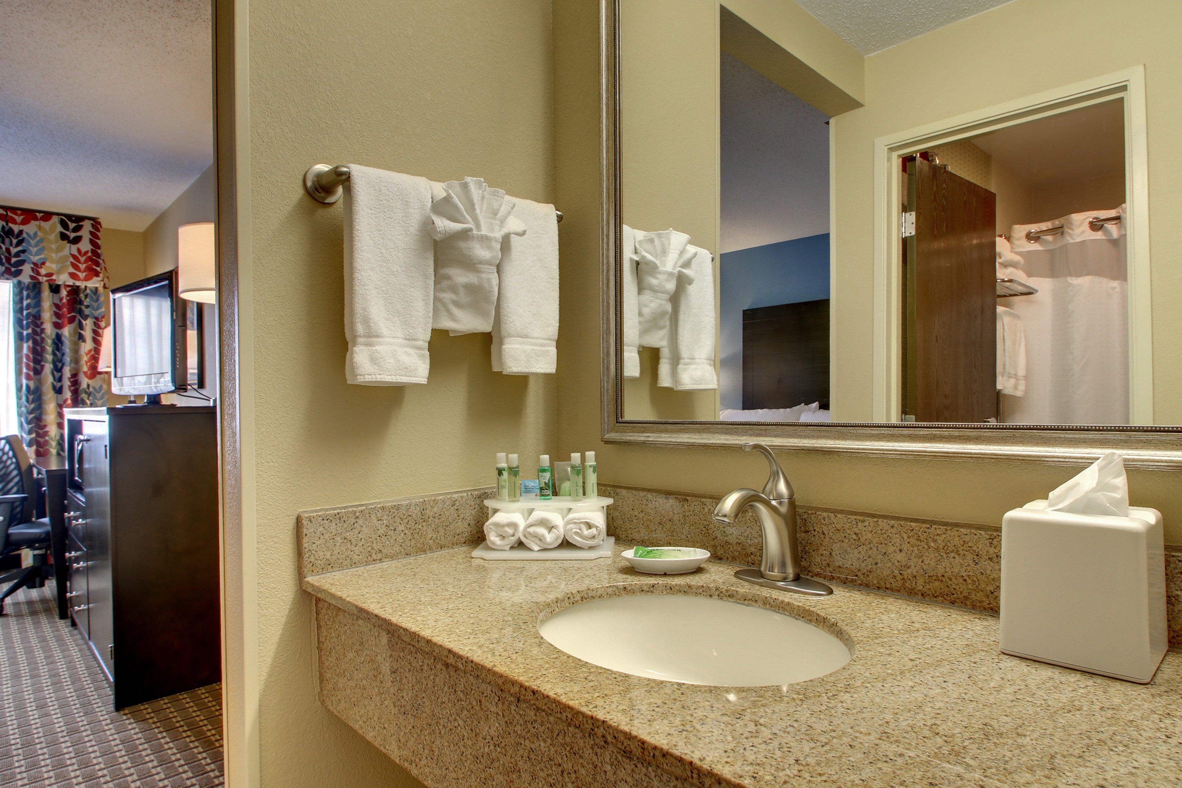 Holiday Inn Express Hotel Fort Campbell-Oak Grove By Ihg Dış mekan fotoğraf