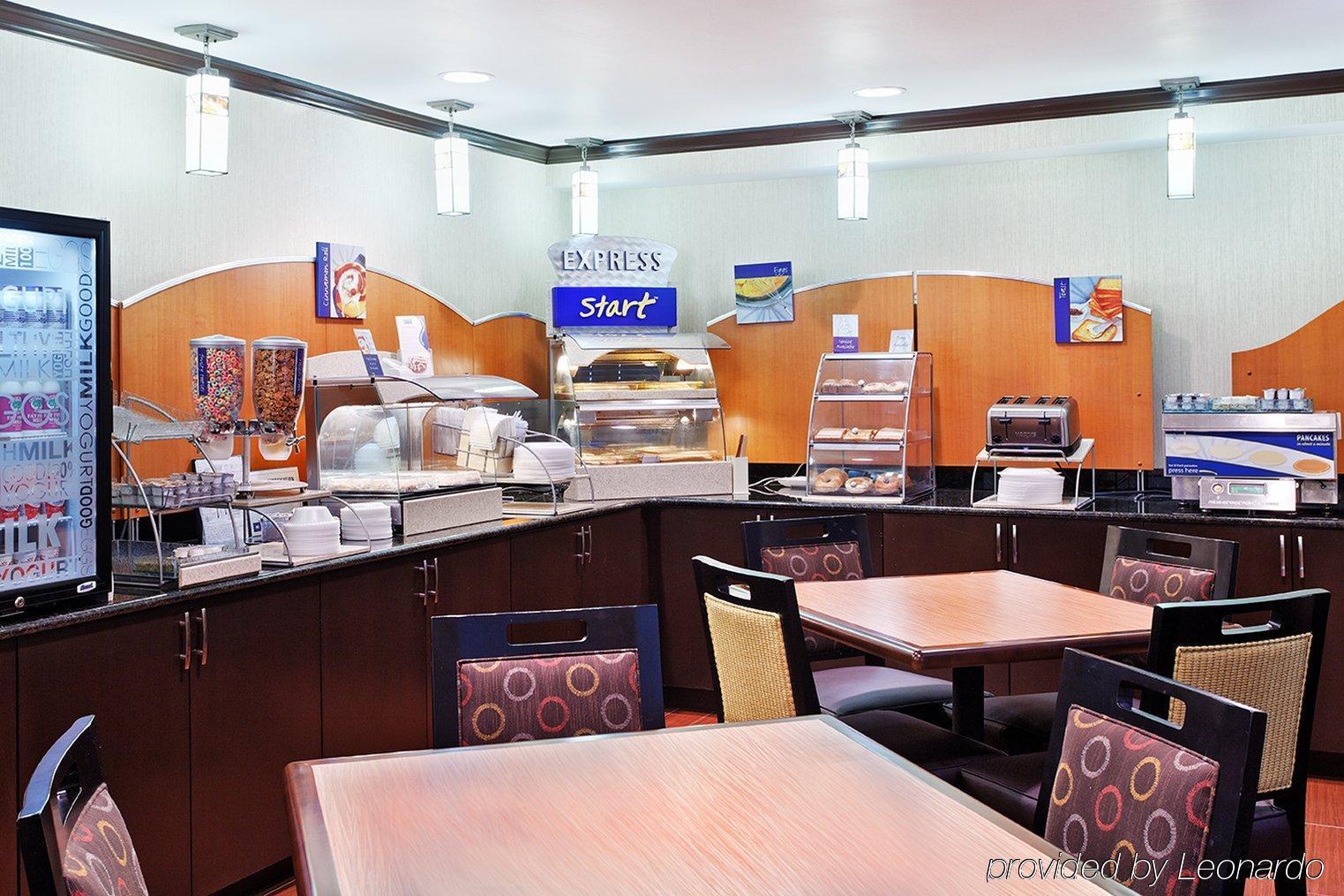 Holiday Inn Express Hotel Fort Campbell-Oak Grove By Ihg Dış mekan fotoğraf